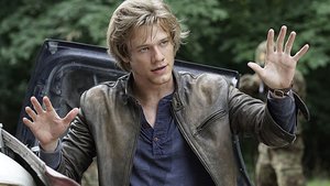 The New MACGYVER Has One of The Dumbest Hacking Scenes of All Time