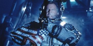 Bruce Willis Was So Generous on Set of ARMAGEDDON He Would Do Cash Giveaways for Crewmembers