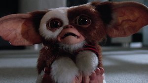 Steven Spielberg Saved Gizmo From Becoming a Villain in GREMLINS 