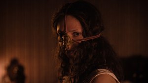 THE UGLY STEPSISTER is an Excitingly Original Body Horror Film - Sundance Review