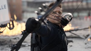 Where The Hell is Hawkeye in AVENGERS: INFINITY WAR!? The Directors Have an Explanation